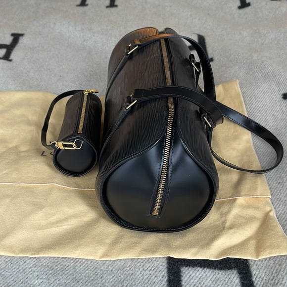 LOUIS VUITTON Soufflot Handbag Epi Leather 2012 - Picture 2 of 5